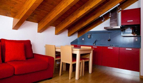 Apartahotel Кастехон-де-Сос Экстерьер фото